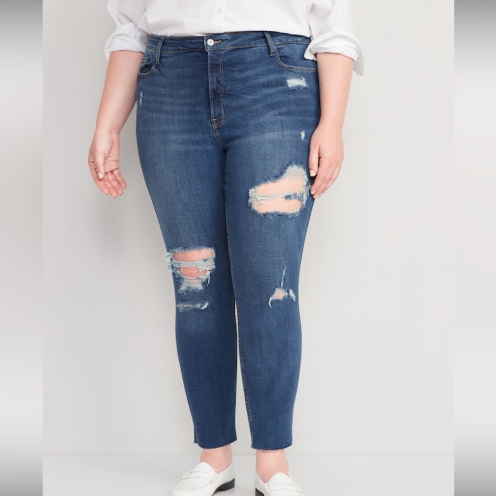 Old Navy Extra High Rise Rockstar Super Skinny size 24